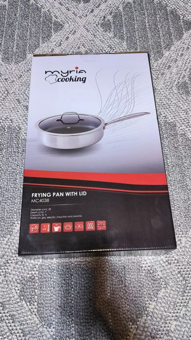 Tigaie cu  capac Myria