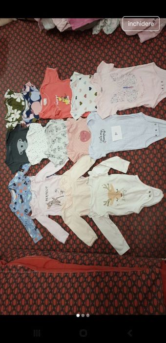 Vand 14 Bodyuri bebe marimea 80
