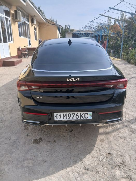 Kia k5 qora yili 2023