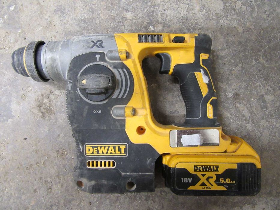 unelte scule dewalt