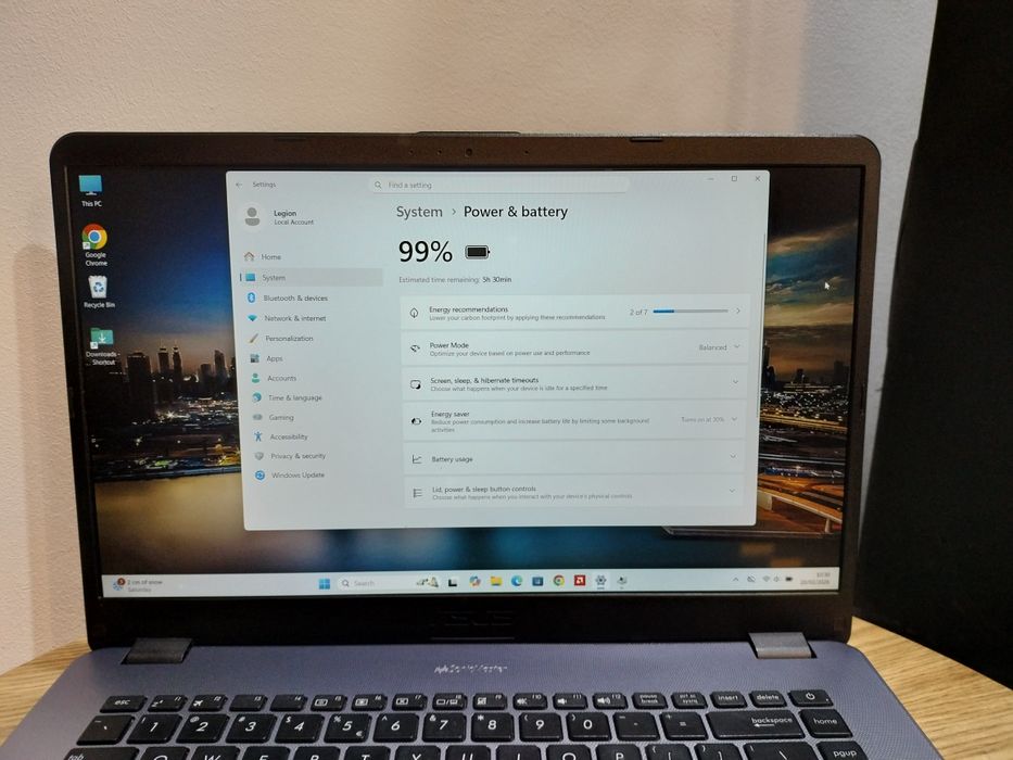 Asus Vivobook Ryzen 5