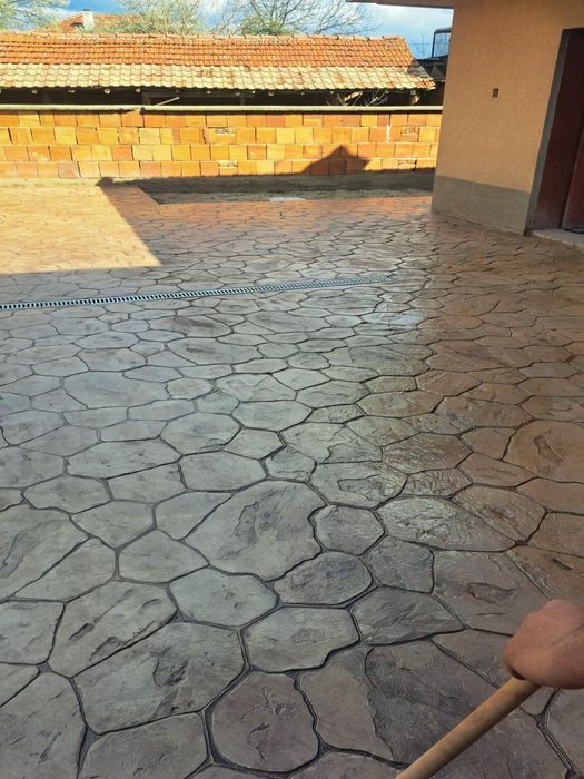 Щампован бетон .