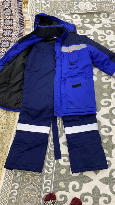 Спецовка сатылады . 48-50 рр. Новый