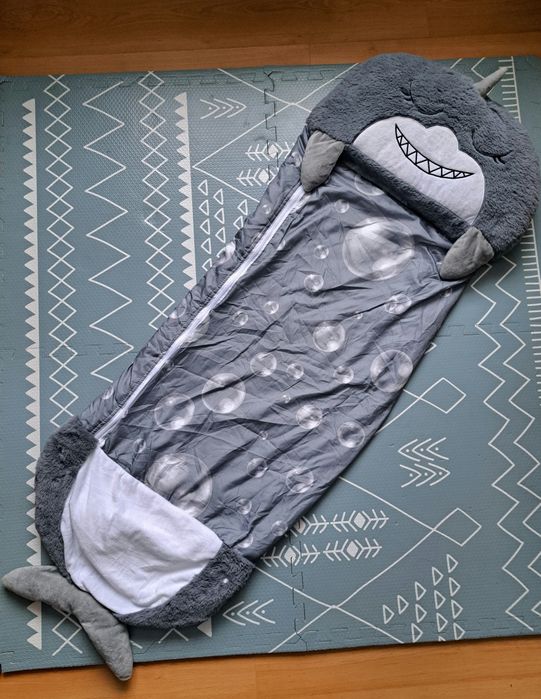 Детски спален чувал с възглавница - акула