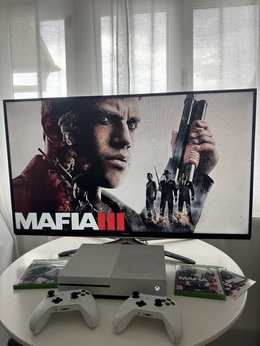 Xbox ONE S 2 controllere+jocuri