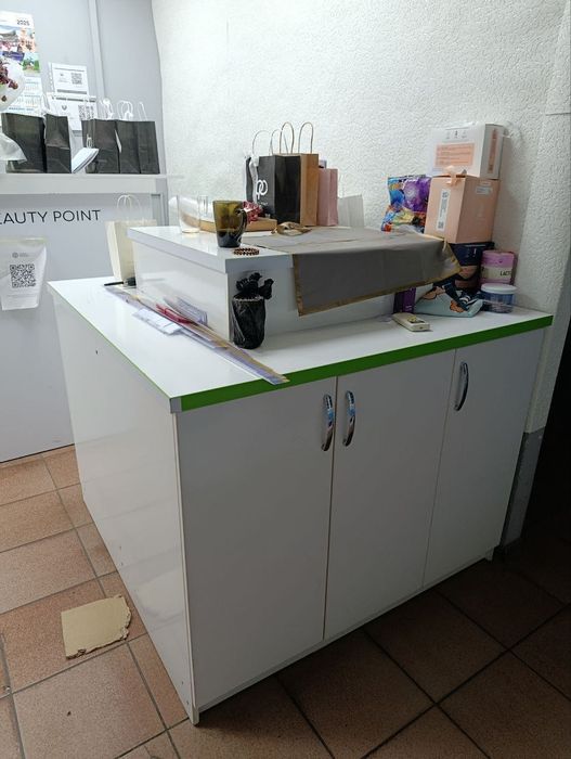 Мебель для магазина