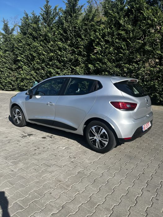 Renault Clio 1.2i R.A.R. Efectuat