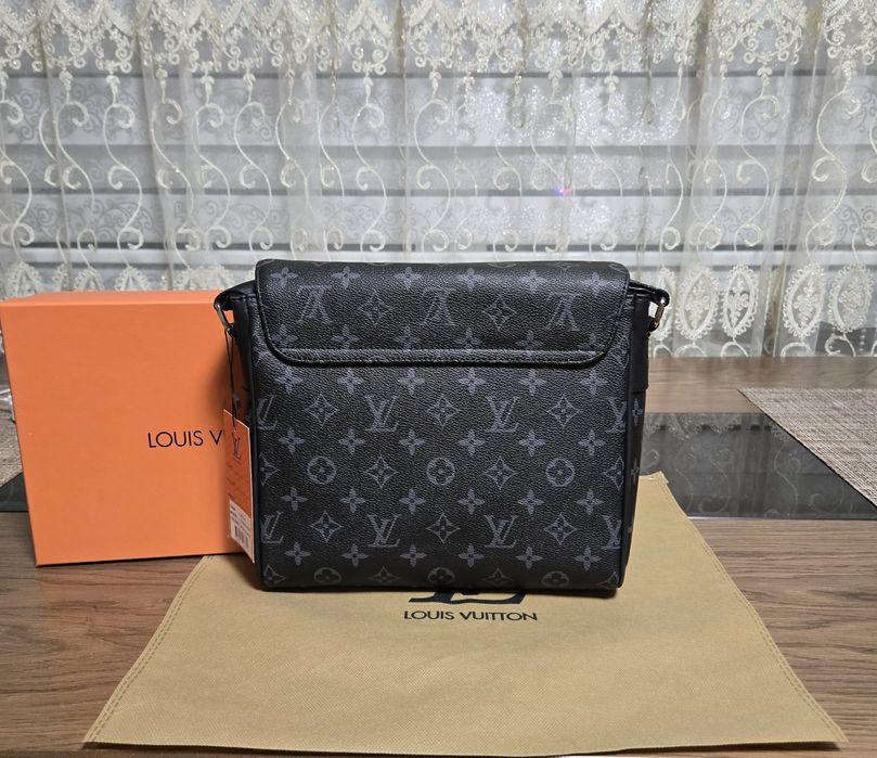 Мъжка чанта louis vuitton