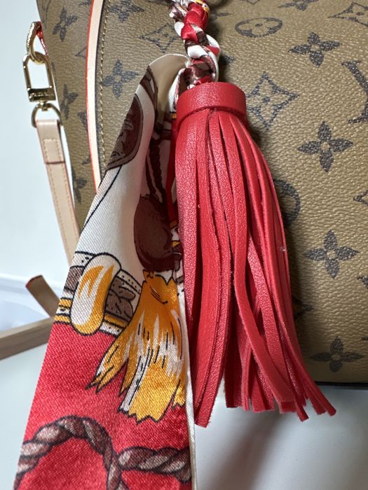 Louis Vuitton дамска чанта, кафява, презрамка и дръжки