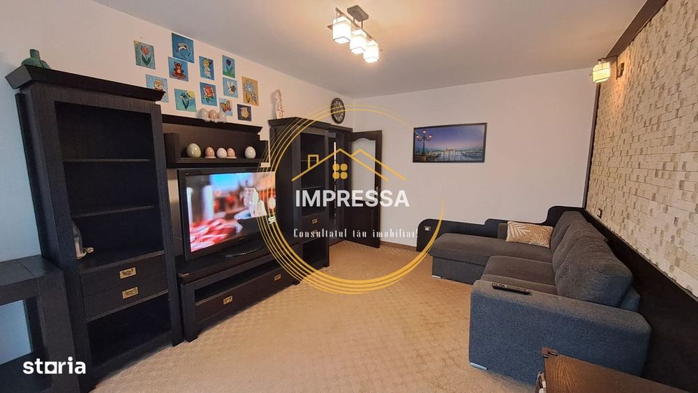 Se vinde apartament 3 camere etaj 3 zona 0 Suceava 122.000euro neg