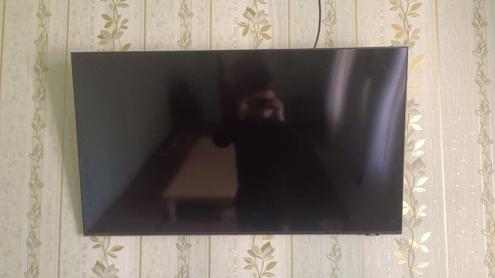 Samsung crystal UHD smart tv 55