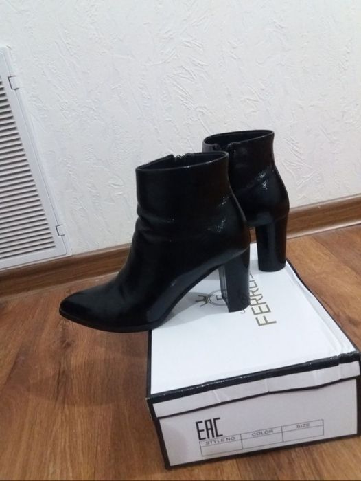 Женская обувь, сапоги, ботинки