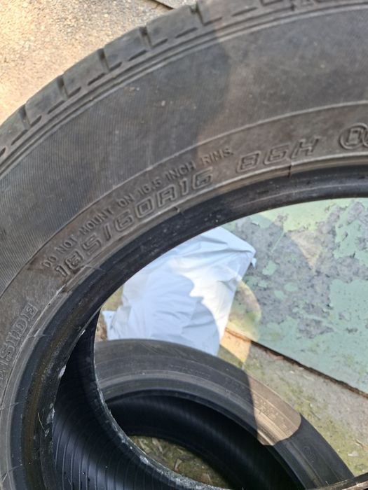 Автомобилни гуми 185/60/16