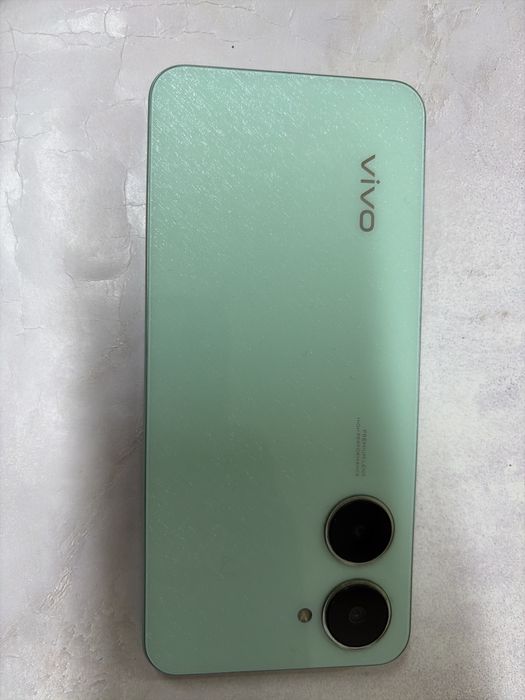 Смартфон  Vivo Y03