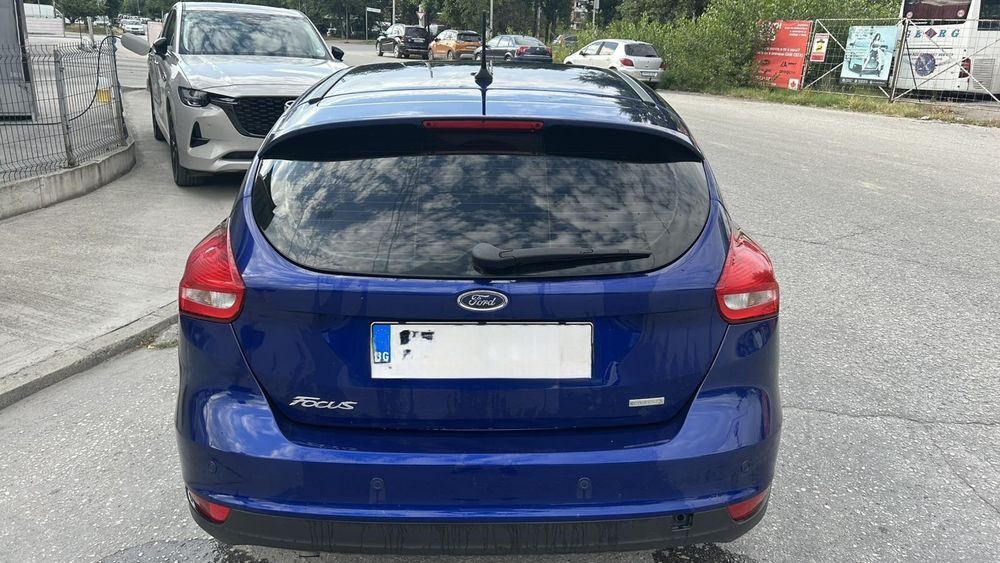 Ford focus ,  бензин