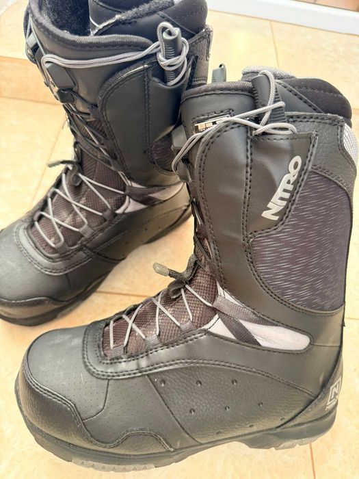 Boots snowboard Nitro Crown TLS – Mărimea 38 2/3 (25 cm)
