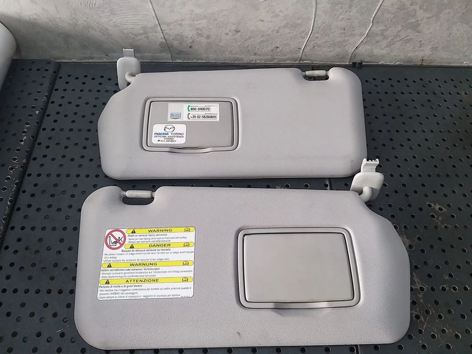 Set parasolare umbrelute mazda 5 cr19