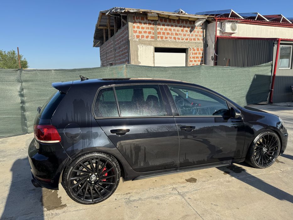 VOLKSWAGEN Golf 2011 — imagine 5