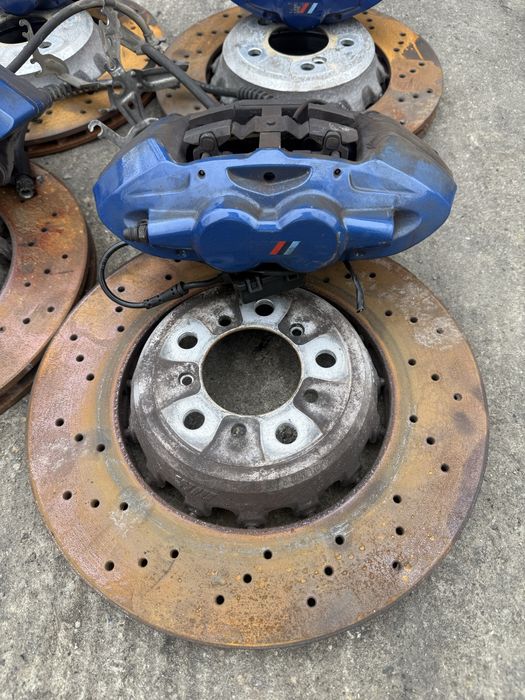 Bmw m3 f80 m4 f82 спирачки пълен комплект бмв м3 ф80 м4 ф82 спирачки