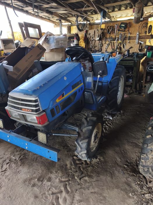 Vând tractorașe iseki 22 cp stare de funcționare foarte buna