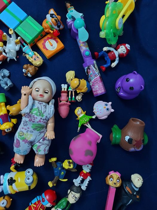 Игрушки пакетом 3000тг