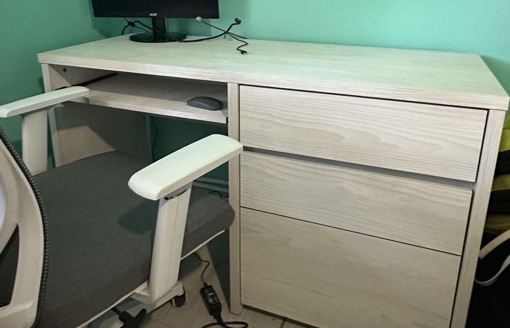 Birou alb stare excellenta