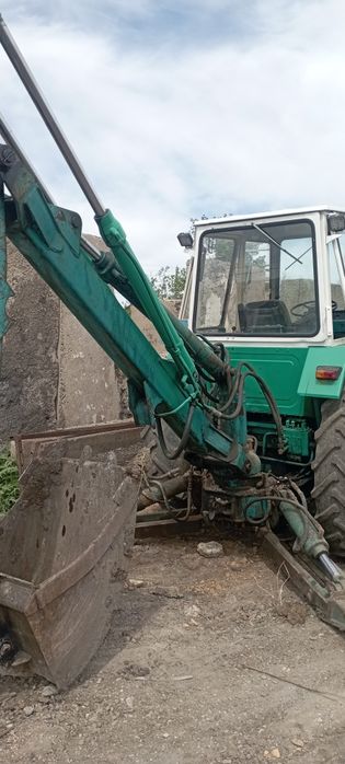 Продам эксковатор ЮМЗ