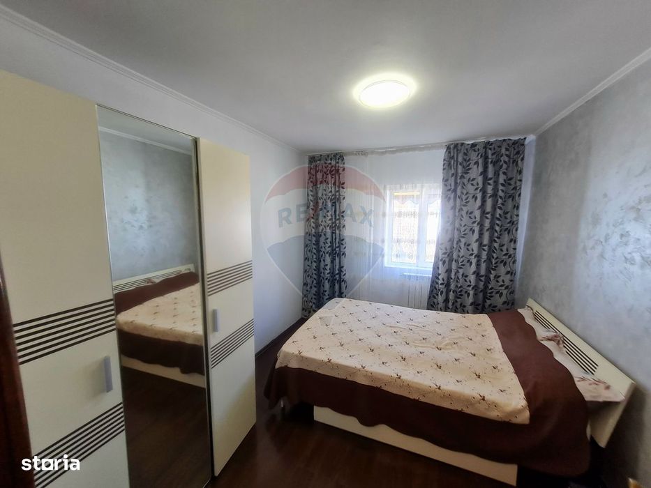 Apartament cu 3 camere de inchiriat