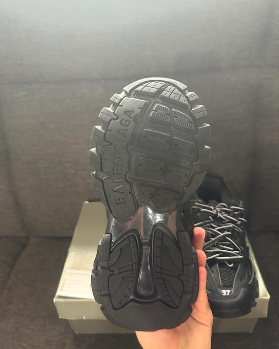 Balenciaga Track Black