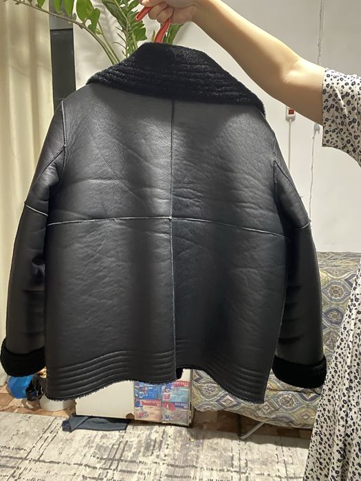 Продам зимнюю дубленку