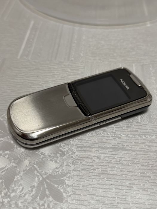 Нокиа 8800 sirocco