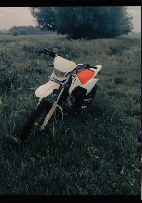 Продам Эндуро 06 250куб