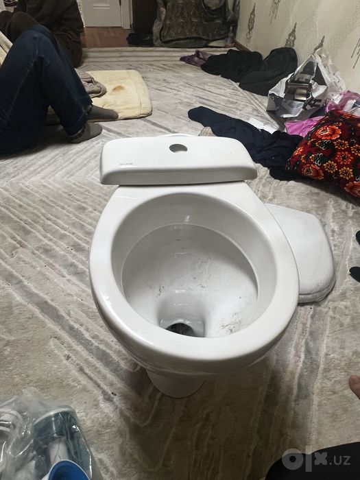 Yangi unitaz sotiladi sifati zor iwlatilmagan