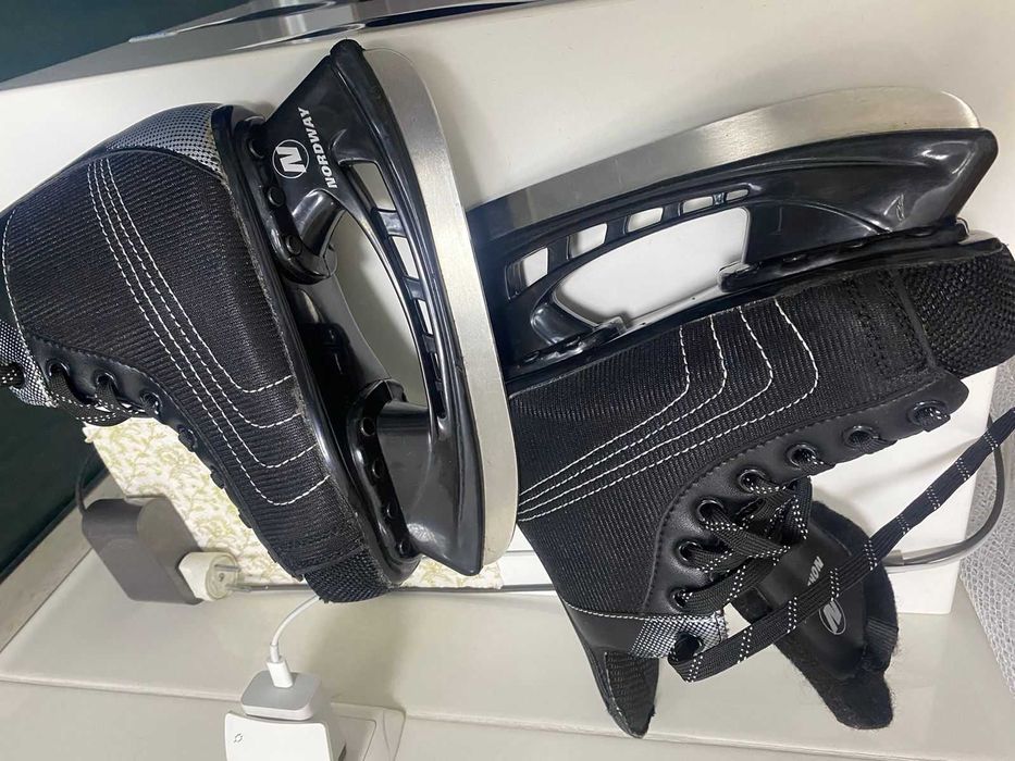 Коньки детские, размер 34