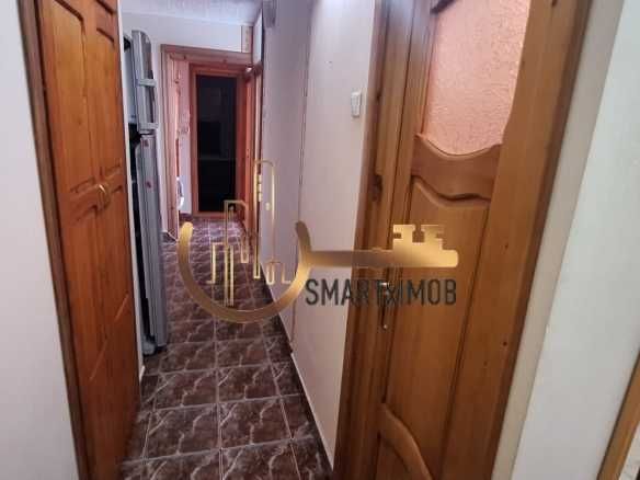Inchiriere apartament 3 camere central Targoviste