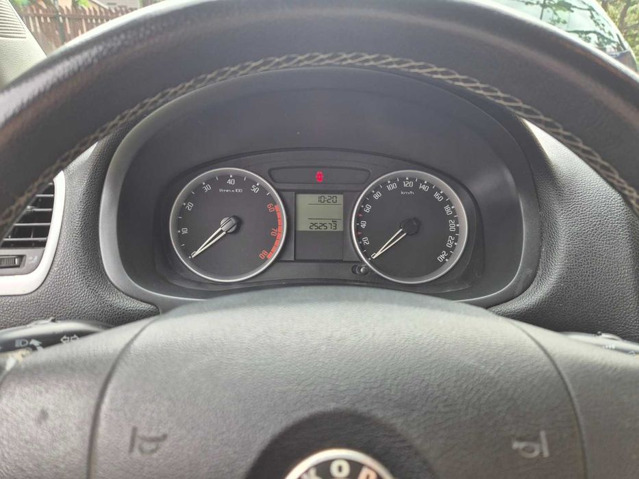 Škoda Fabia II 1.2 Benzină – Întreținută