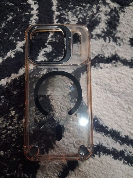 Vând husa iphone 17 pro