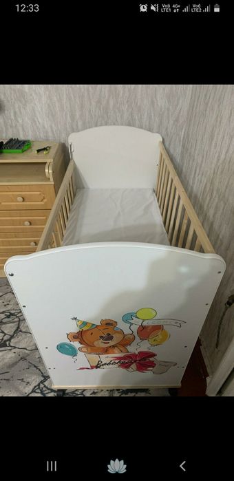 Продам детскую кроватку