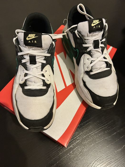 Nike AIR MAX EXCEE и Кец тип обувка