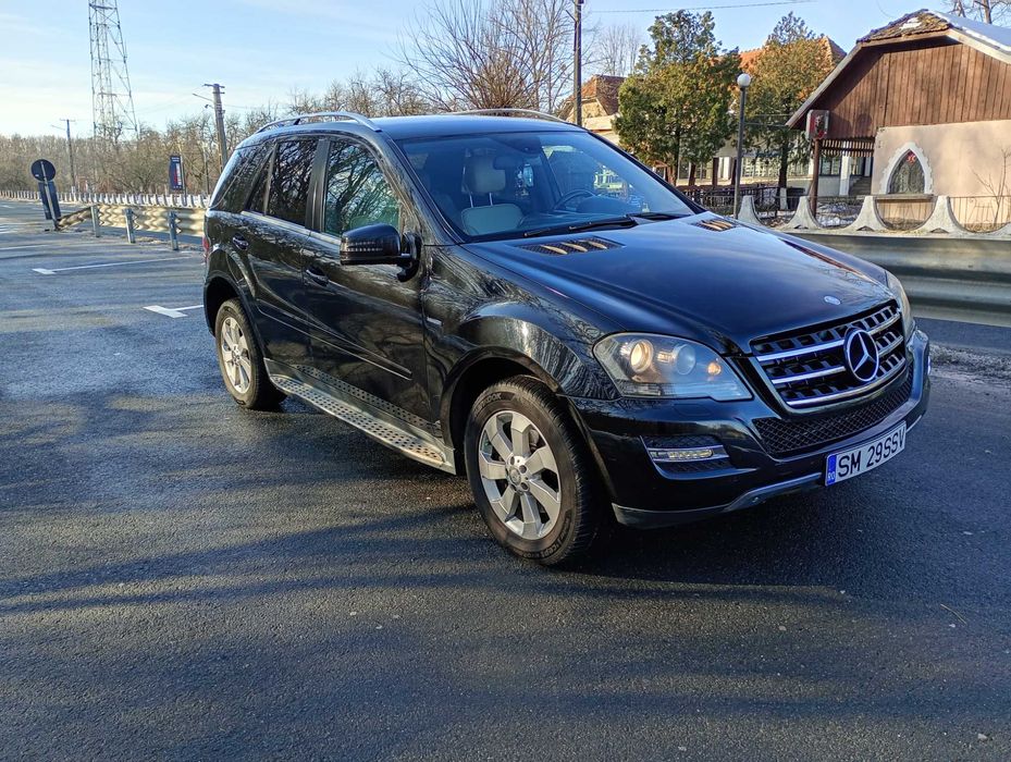 Vand Mercedes ML 300, 2011, Motor 3.0 V6 Diesel, Euro 5, Grand Edition