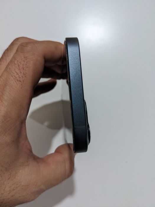 Продам iPhone 13 256 Гб