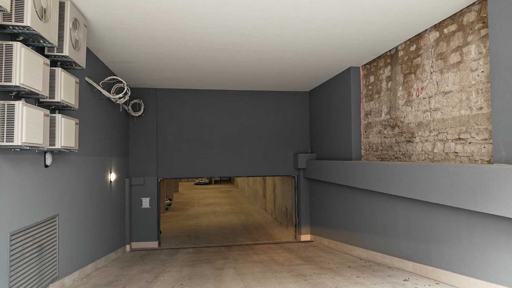 Дава се под наем Гараж / Паркомясто в Варна, Център - 15 кв.м за 153 € - Снимка #4