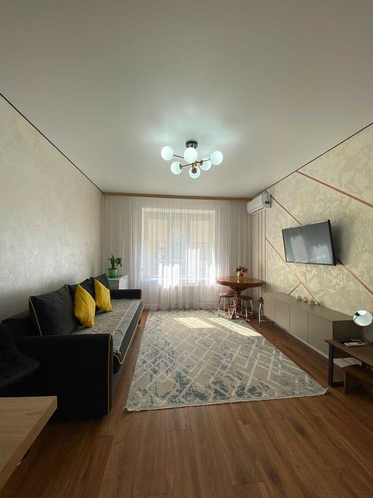 продам Евро 2 комн квартиру в центре
