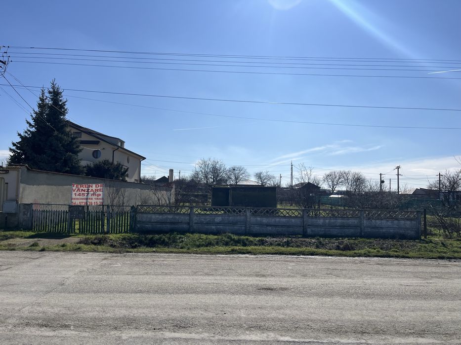 VÂND/SCHIMB  Teren de casa in Poiana