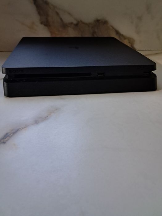 Playstation 4 slim+volan myria