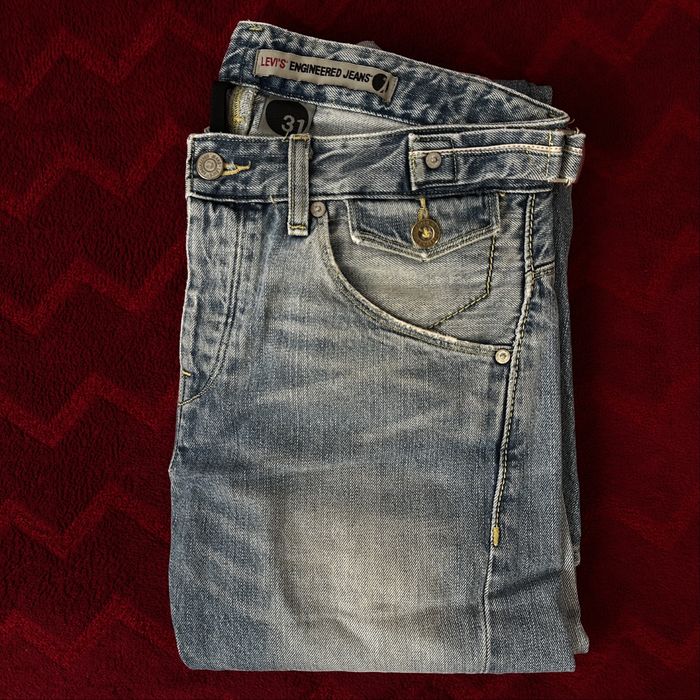 Levi’s Engineered 31/32 Светлосини дънки