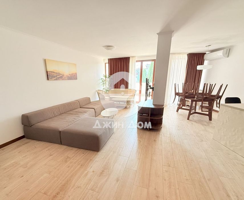 Четиристаен апартамент с ГЛЕДКА МОРЕ в к-с „Каса Реал“  гр. Свети Влас