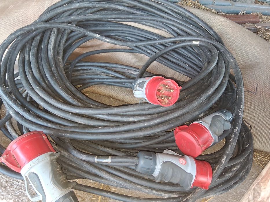 Cablu trifazic cauciucat