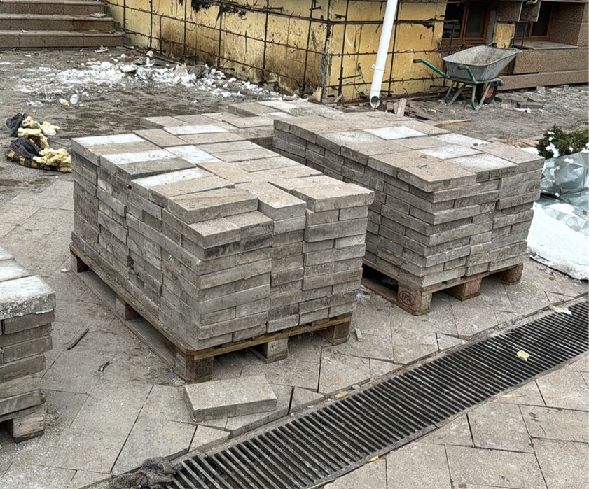 Гранитная брусчатка шикарного качества б/у не требует обжига