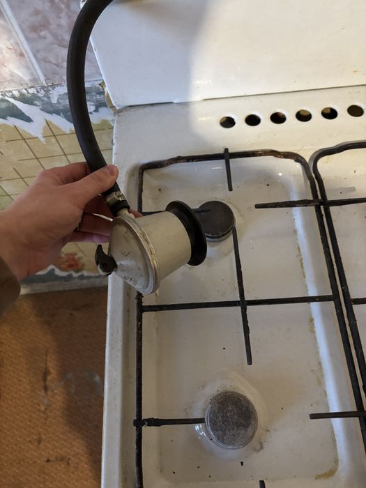 Продам газовую плилту ( газплета )